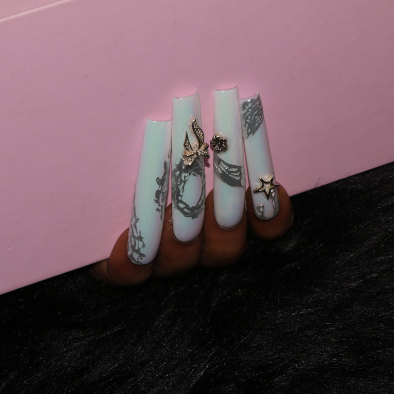 White Marble Bow Nail H44-1209